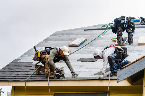 Professional Gutter Installation technician working in Mount Carmel, OH